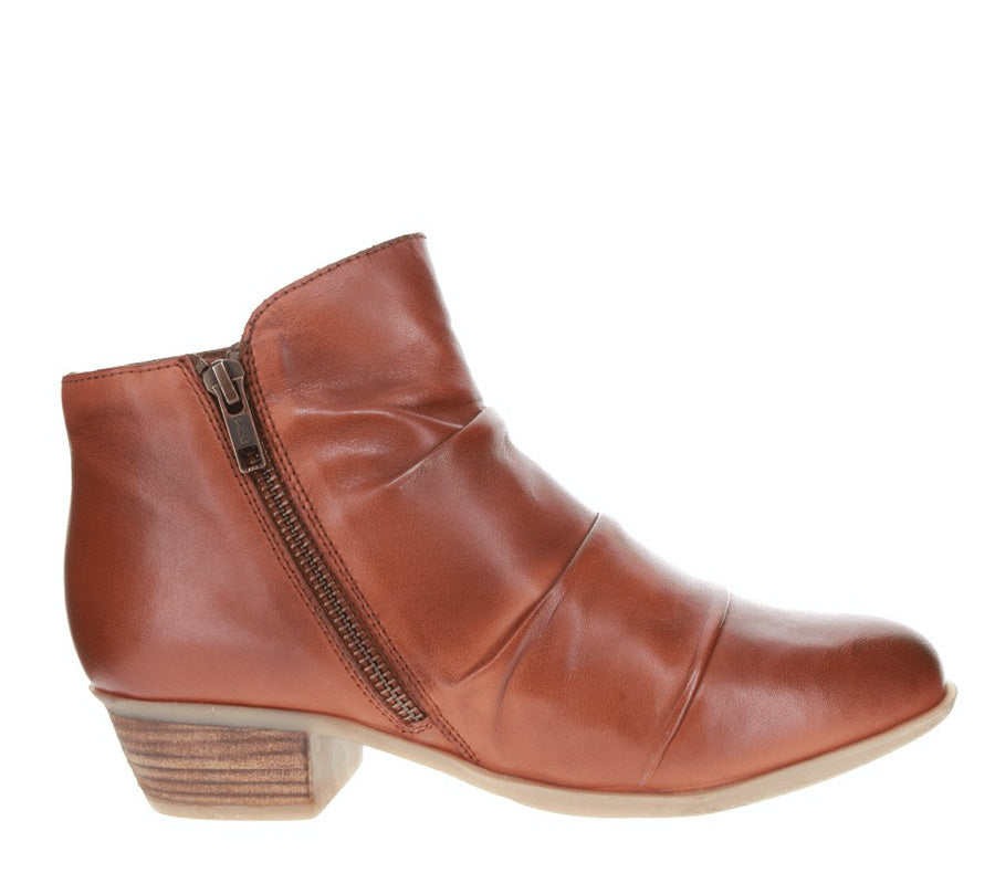 KYLIE TAN Women Boots - Zeke Collection