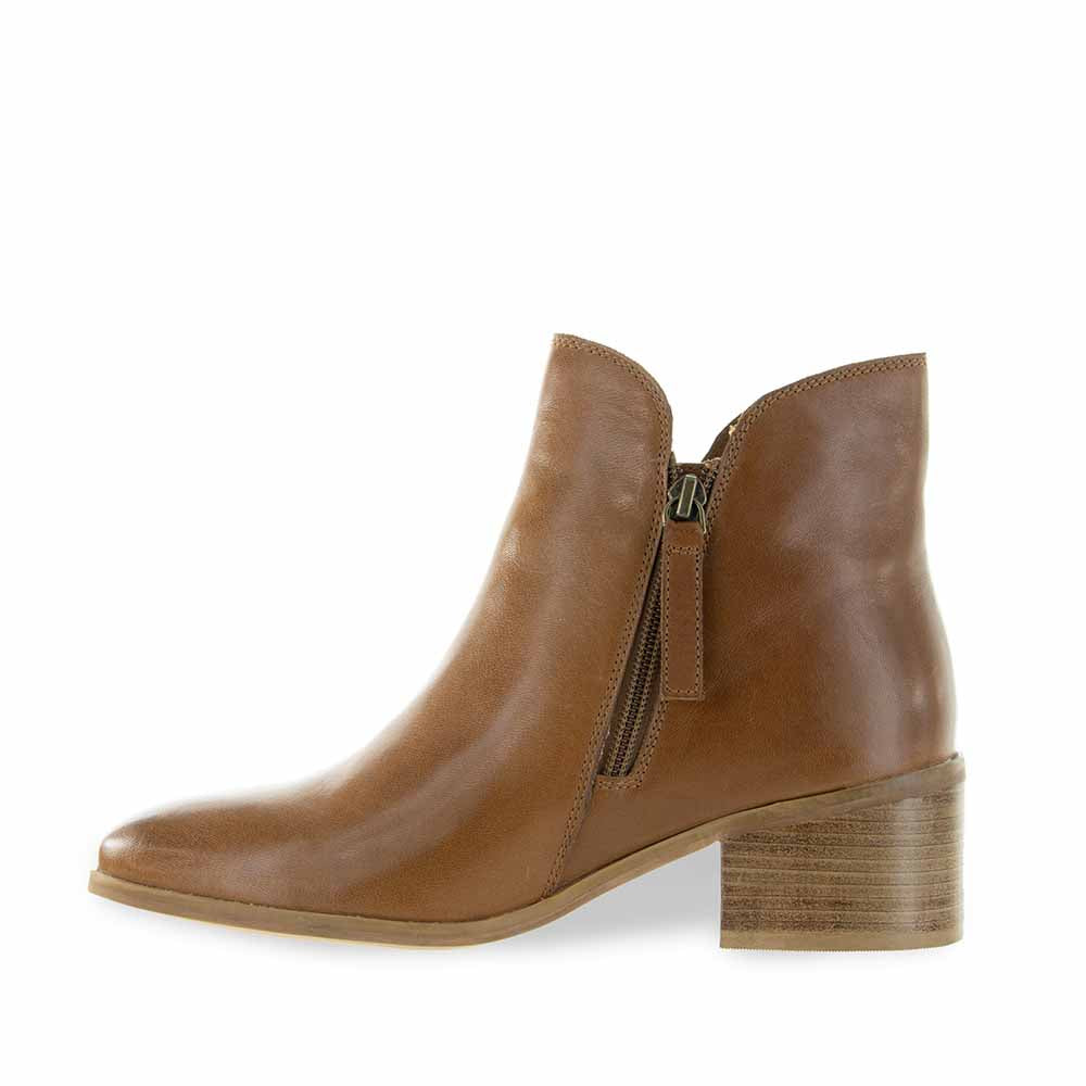 LESANSA OXLEY TAN Women Boots - Zeke Collection