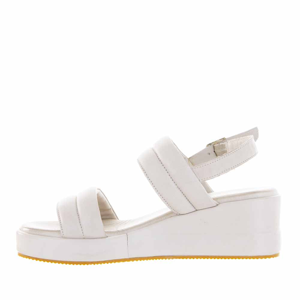Le Sansa Mod Silver Grey sandals with open toes and ankle straps, featuring a stylish silver grey finish and sleek design.