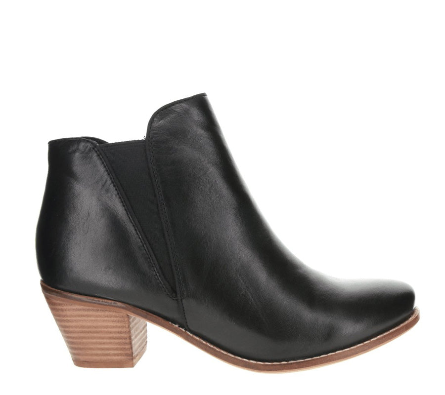 PAM BLACK Women Boots - Zeke Collection