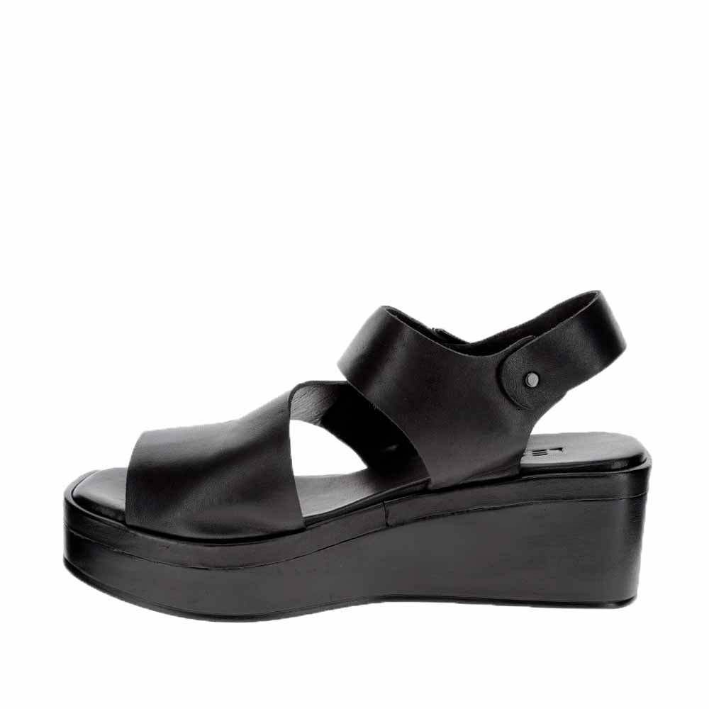 LESANSA TRI BLACK Women Sandals - Zeke Collection