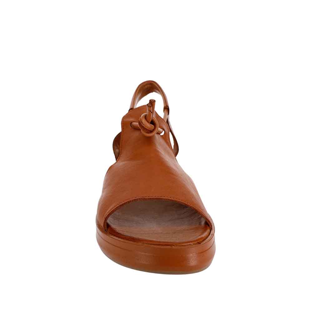 LE SANSA HIDE TAN - Zeke Collection