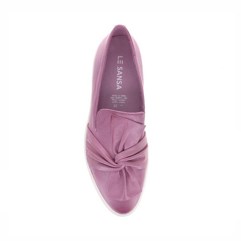 Le Sansa Izzy Lilac slip-on shoes with a soft lilac color and comfortable design, perfect for casual wear.