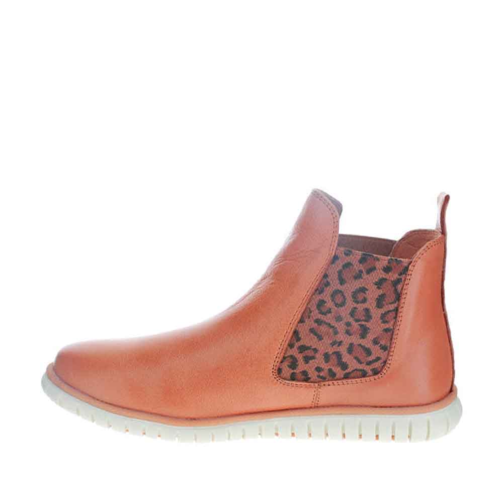 Le Sansa Lesansa Indy Tan Leopard boots featuring tan and leopard print design, stylish ankle boots with chunky heel.