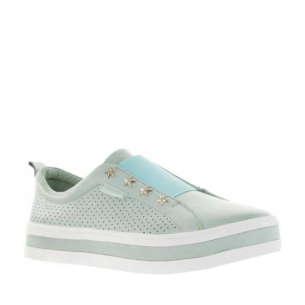 Le Sansa Lesansa Stark Mint slip-on shoes with white soles and mint green upper, casual footwear for everyday comfort.