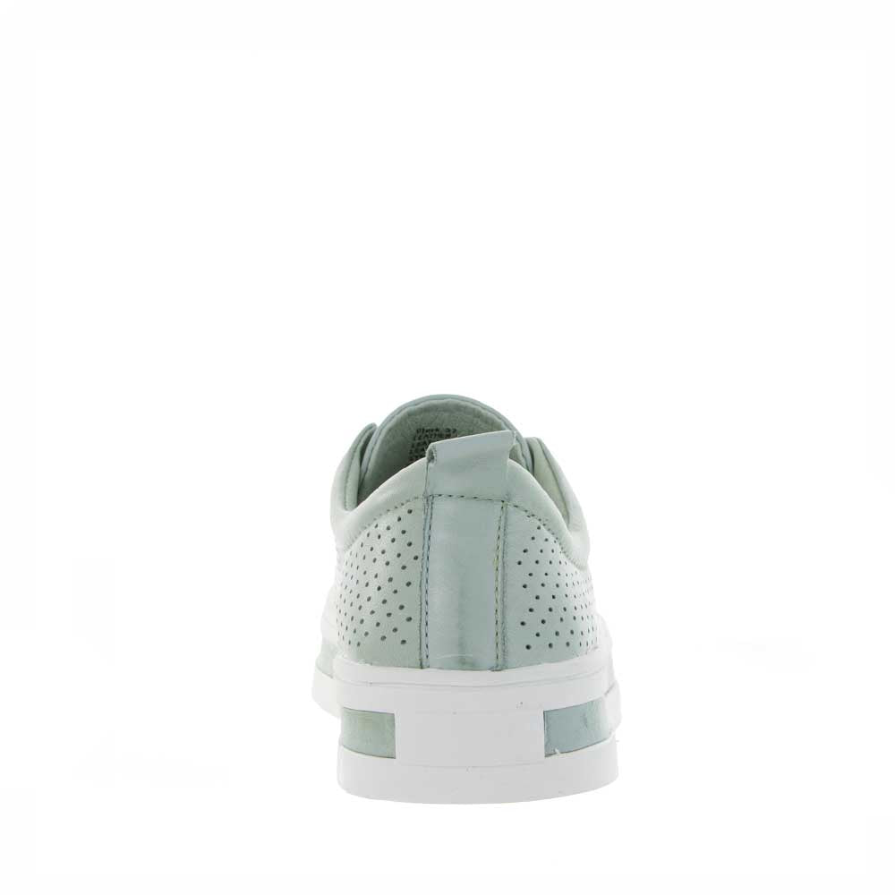 Le Sansa Lesansa Stark Mint slip-on shoes with a sleek design and mint green color, shown in the image.